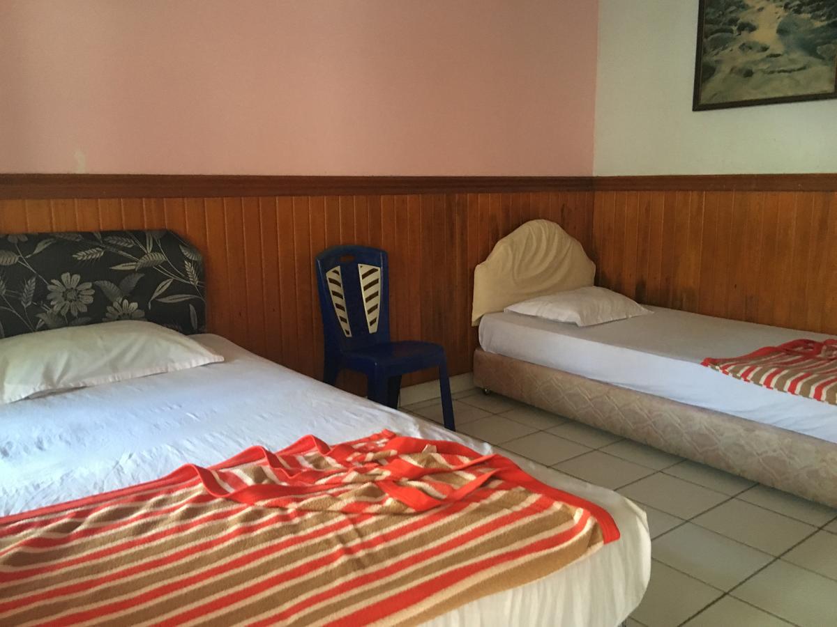 Tamasya Garden Hotel Kotamobagu Zewnętrze zdjęcie