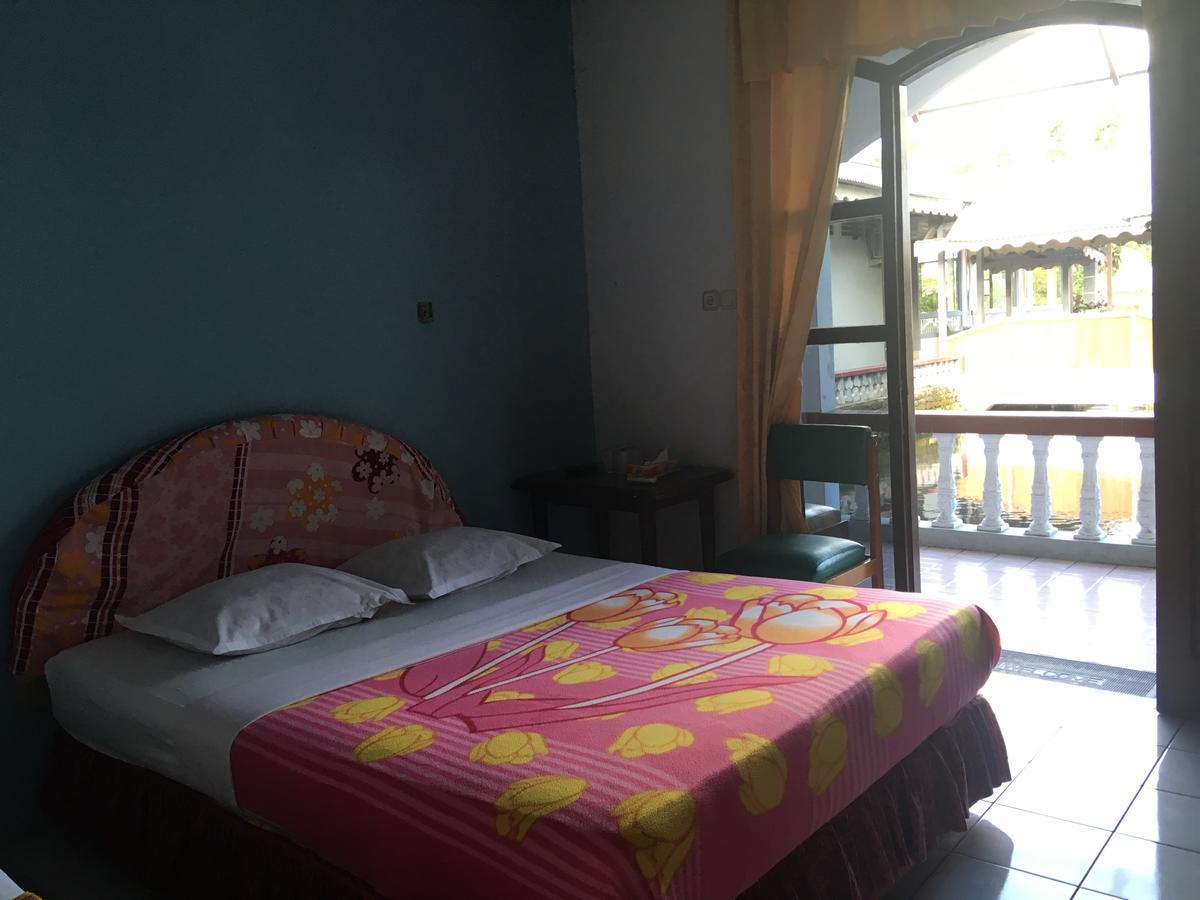 Tamasya Garden Hotel Kotamobagu Zewnętrze zdjęcie